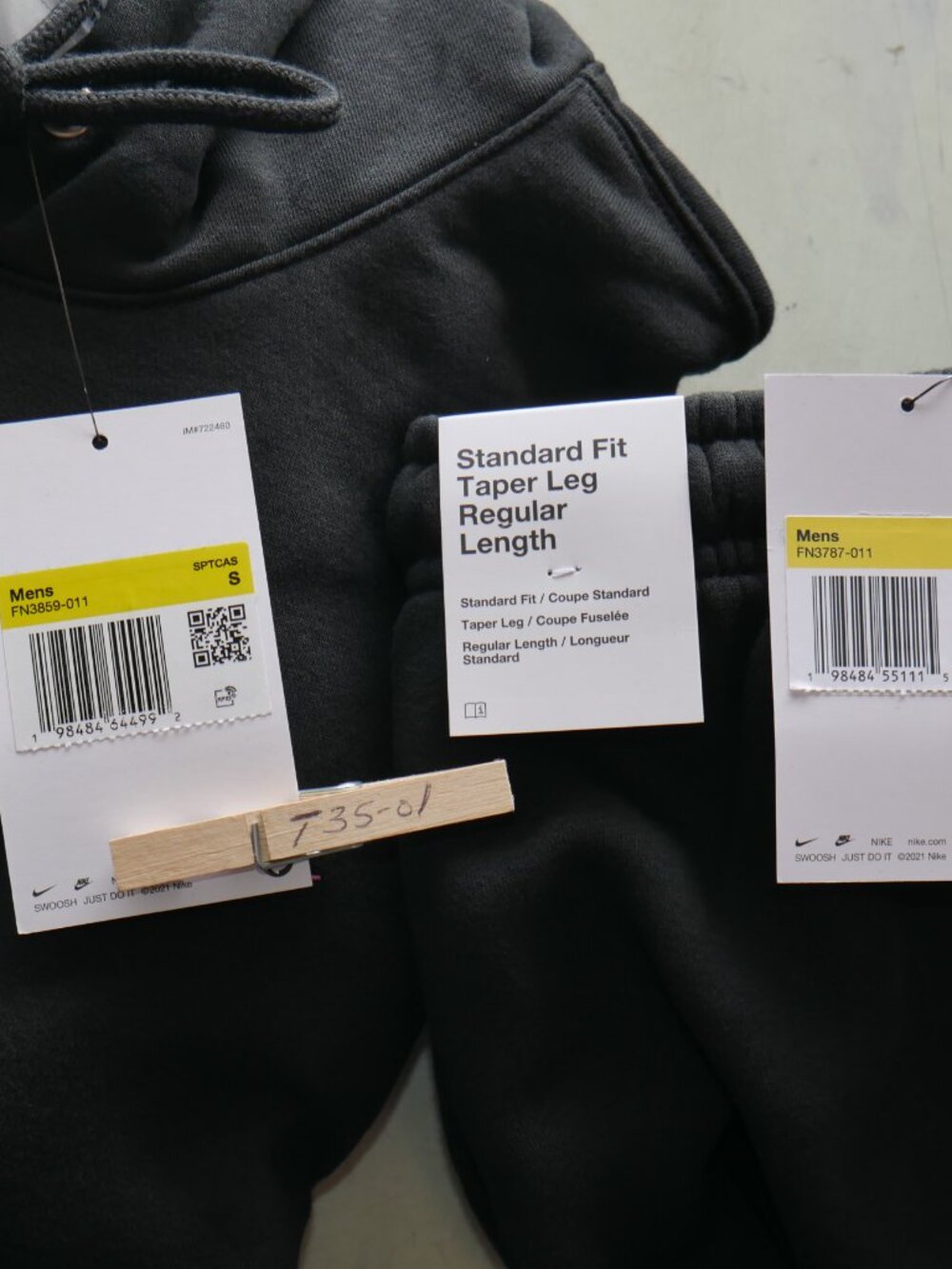 Nike Club Fleece 2 Piece Sweatsuit Outfit Hoodie Joggers Set Black Pink NWT - Picture 12 of 14